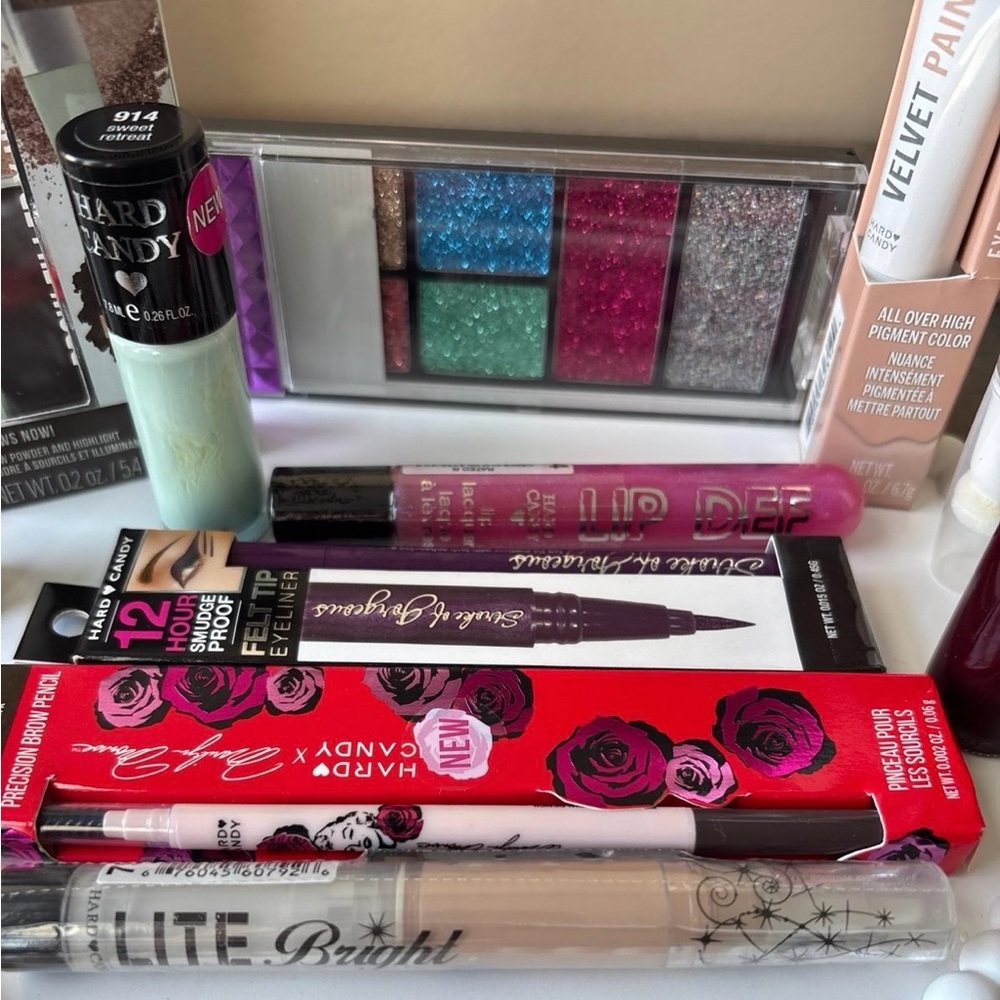 Hard Candy makeup bundle - Picture 4 of 5